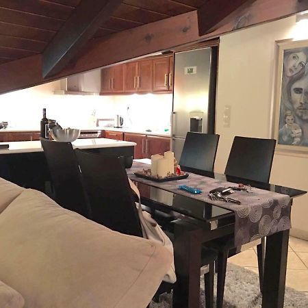 The Loft Apartment Chios Town Bagian luar foto