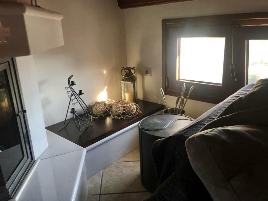 The Loft Apartment Chios Town Bagian luar foto